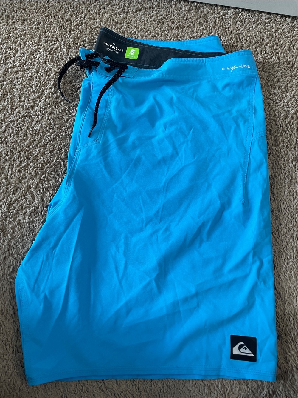 Quiksilver Men’s Bright Blue Boardshorts with Black Drawstring